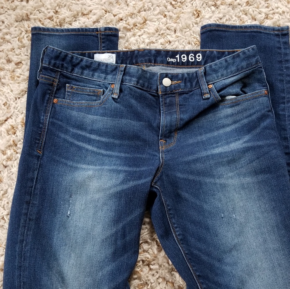 Gap 1969 real straight destructed jeans